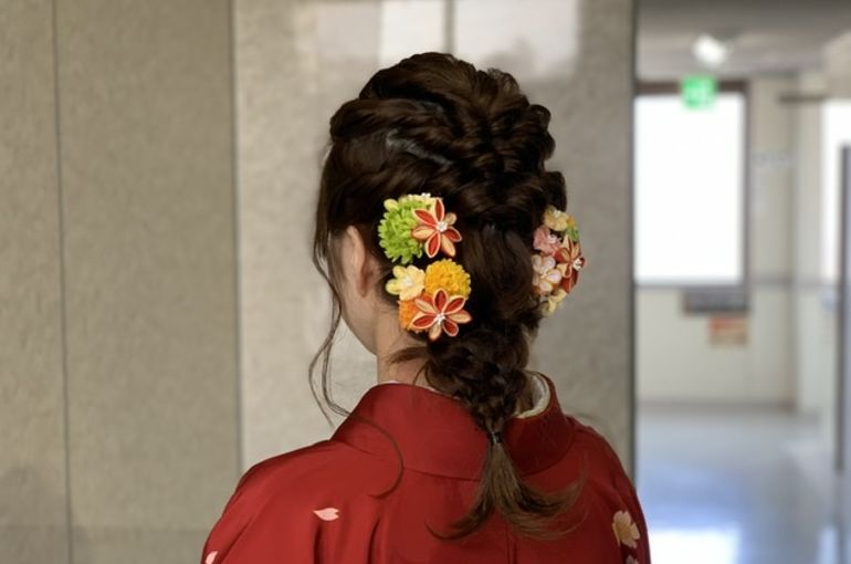 編みおろしヘアアレンジ