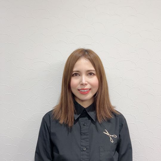 たにいし ともみ